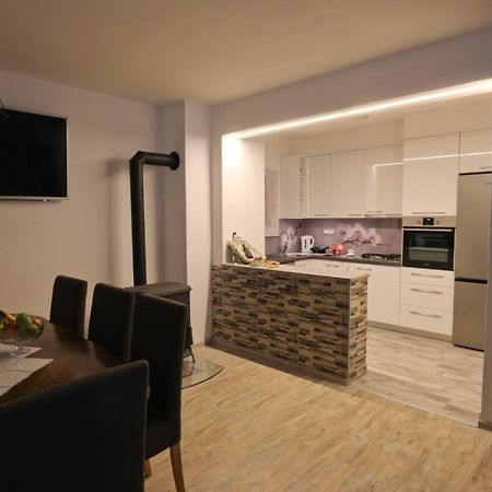 אוטוצאץ Apartman Teo &Tena מראה חיצוני תמונה