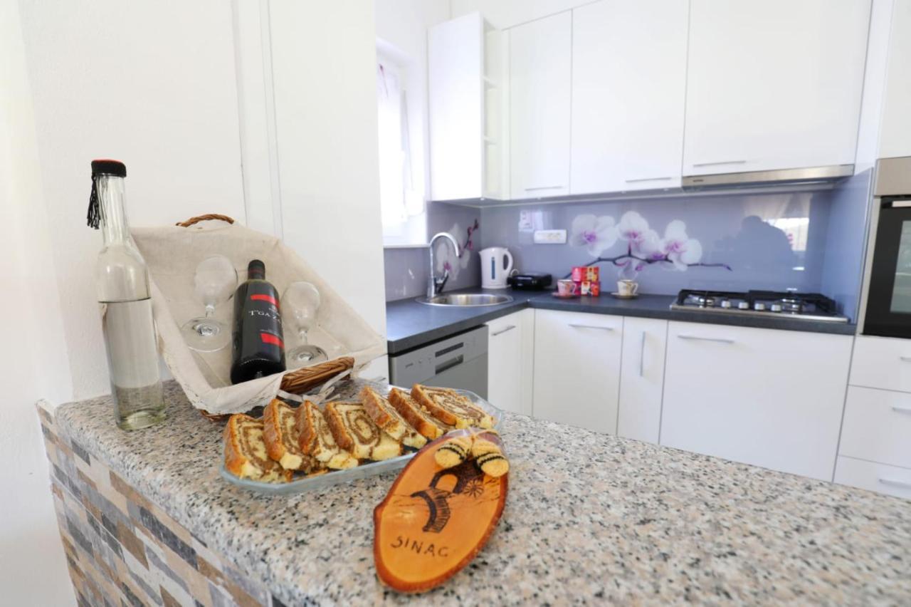 אוטוצאץ Apartman Teo &Tena מראה חיצוני תמונה