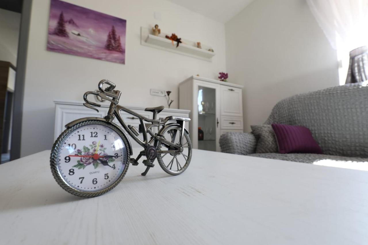 אוטוצאץ Apartman Teo &Tena מראה חיצוני תמונה
