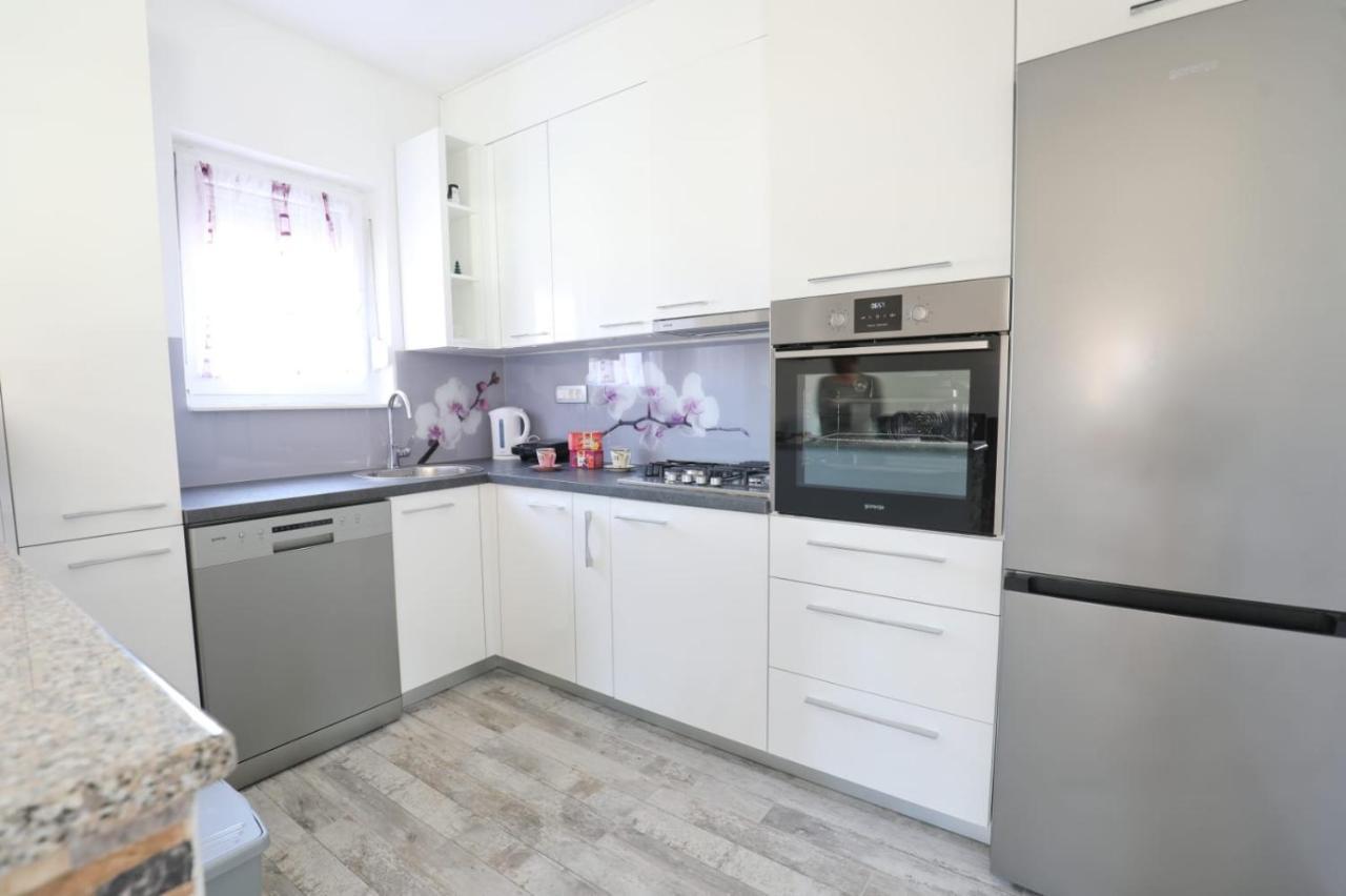אוטוצאץ Apartman Teo &Tena מראה חיצוני תמונה